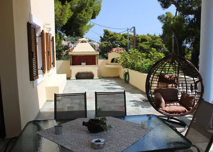 Eleni\'S Guest House