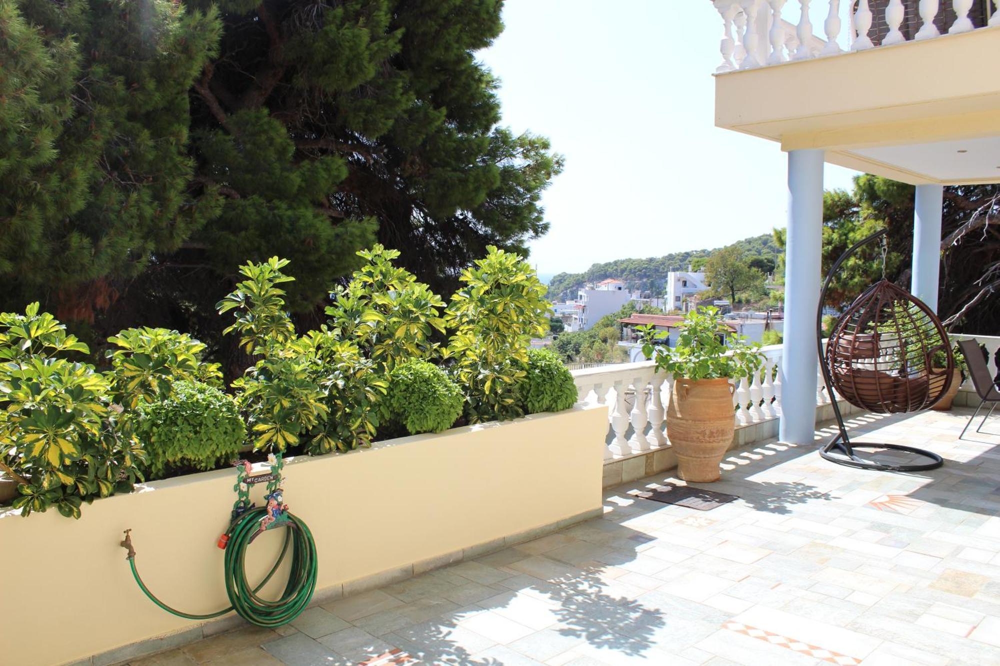 Eleni's Appartement